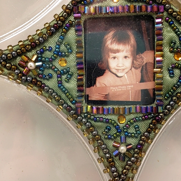 Hallmark The Family Tree Family Stories Photo Holder Frame Ornament 2002 QP1336 - Picture 4 of 9